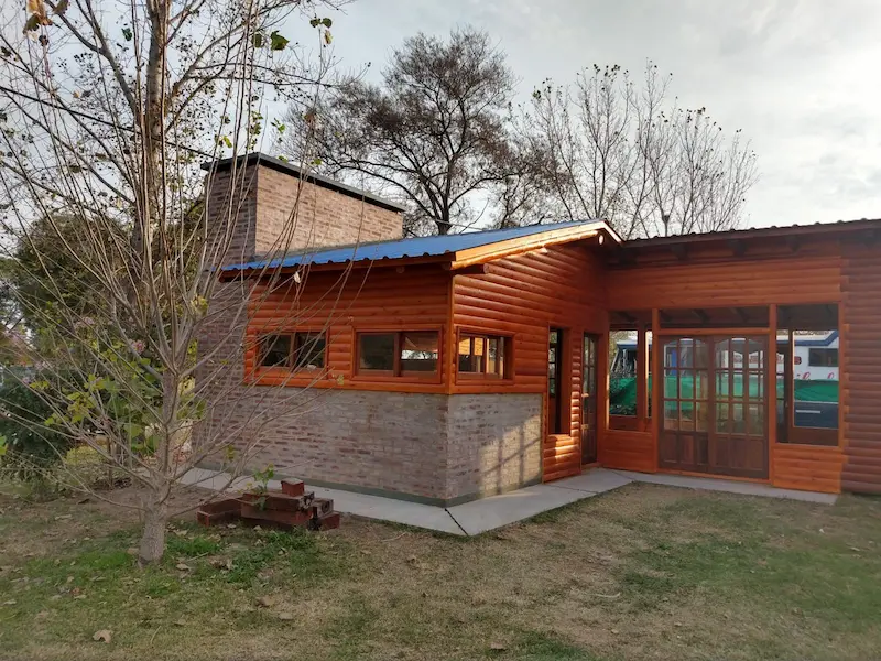 Proyecto de cabaña a medida — detalle de construcción